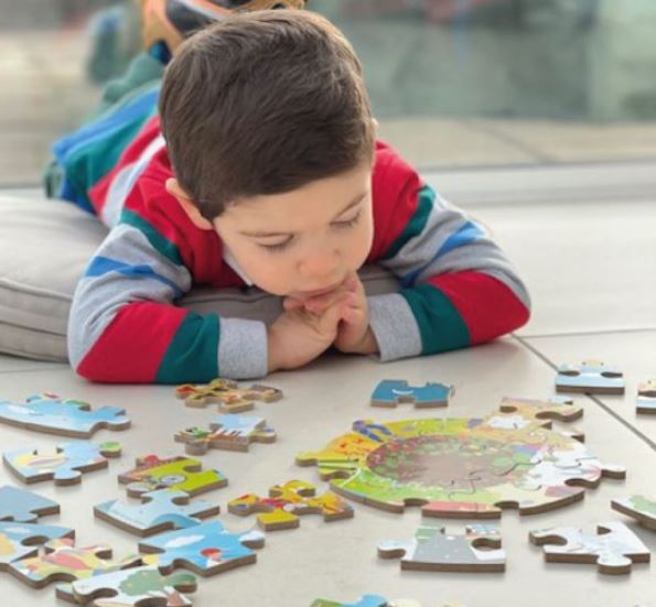 four seasons floor puzzle play